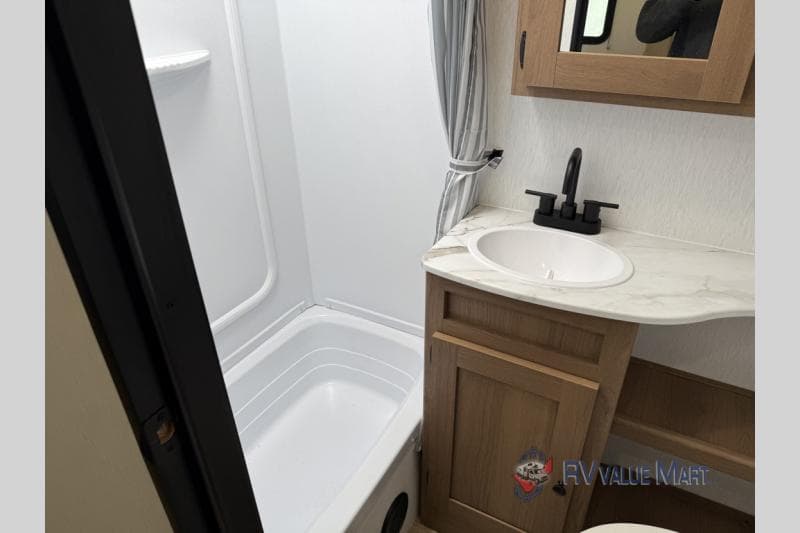 2026 Coachmen 2026 Coachmen Apex X Series - thumbnail 28