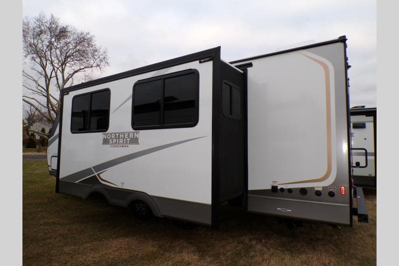 2026 Coachmen 2026 Coachmen Northern Spirit Ultra Lite - thumbnail 4