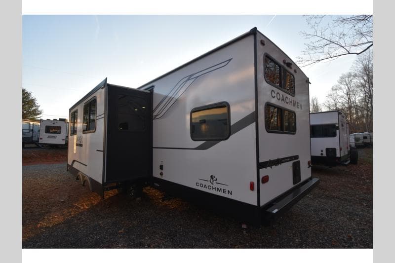 2026 Coachmen 2026 Coachmen Apex Ultra-Lite - thumbnail 4