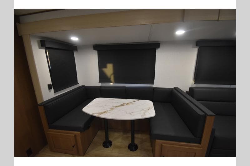 2026 Coachmen 2026 Coachmen Apex Ultra-Lite - thumbnail 9