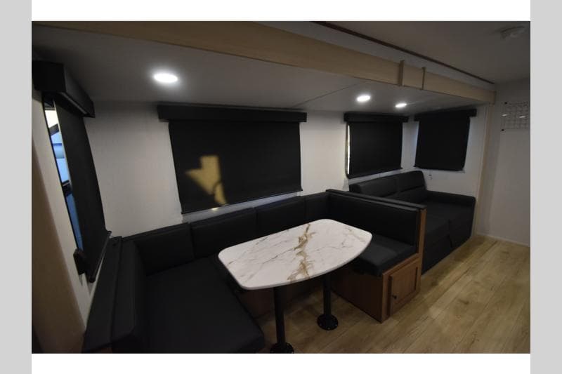 2026 Coachmen 2026 Coachmen Apex Ultra-Lite - thumbnail 10