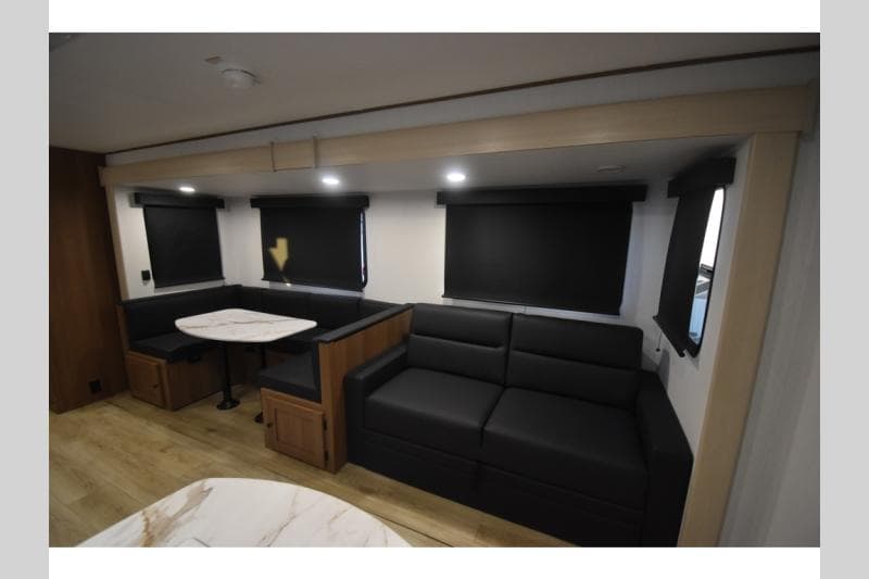 2026 Coachmen 2026 Coachmen Apex Ultra-Lite - thumbnail 11