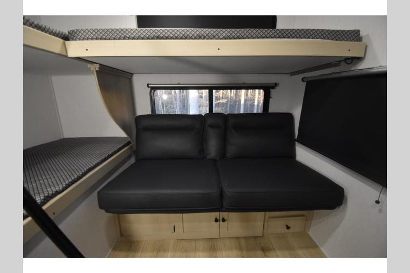 2026 Coachmen 2026 Coachmen Apex Ultra-Lite - thumbnail 22