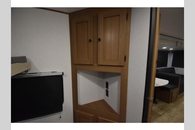 2026 Coachmen 2026 Coachmen Apex Ultra-Lite - thumbnail 27