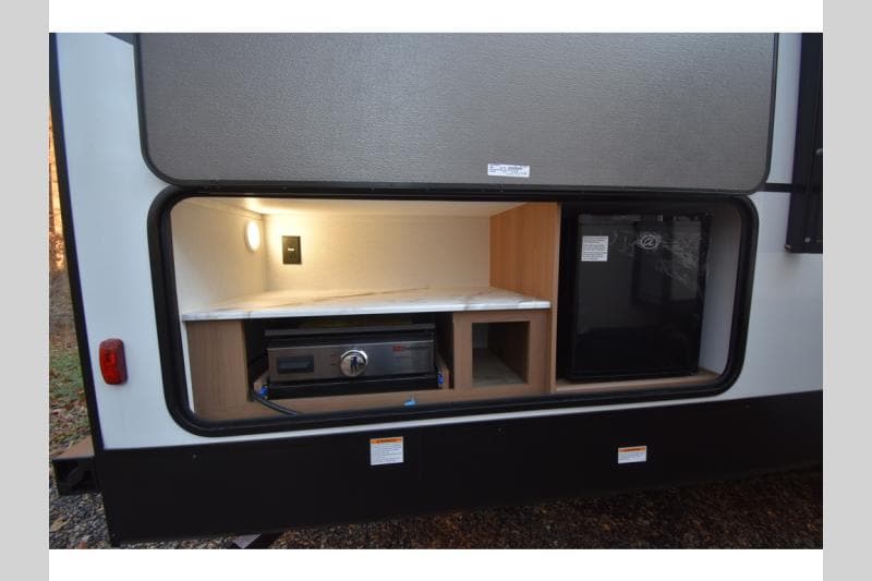 2026 Coachmen 2026 Coachmen Apex Ultra-Lite - thumbnail 35