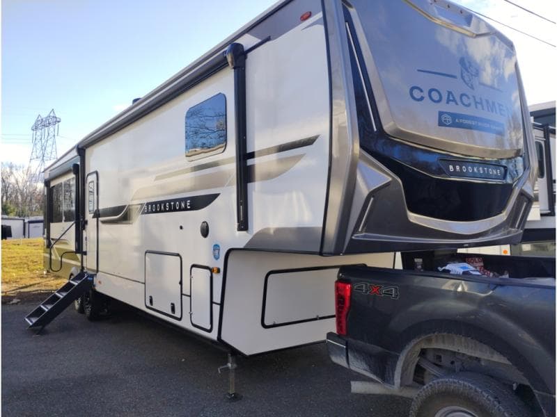 2026 Coachmen Brookstone 370RLLO