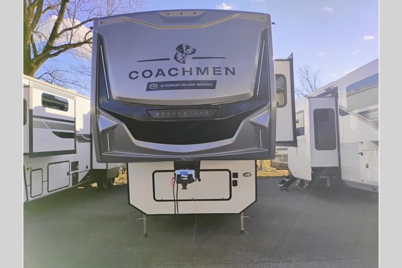 2026 Coachmen 2026 Coachmen Brookstone - thumbnail 3
