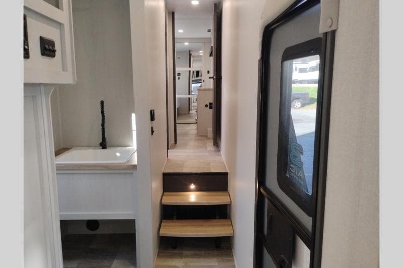 2026 Coachmen 2026 Coachmen Brookstone - thumbnail 53