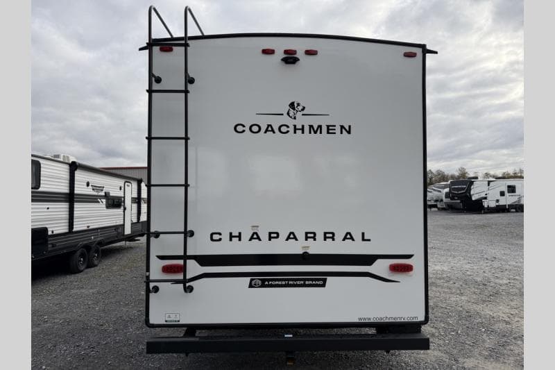 2026 Coachmen 2026 Coachmen Chaparral - thumbnail 5