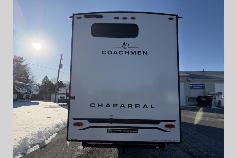 2026 Coachmen 2026 Coachmen Chaparral - thumbnail 5