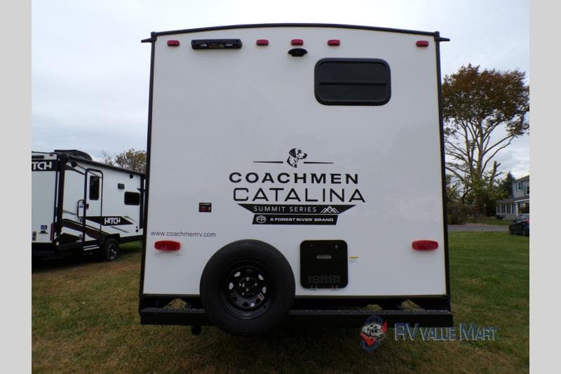 2026 Coachmen 2026 Coachmen Catalina Summit Series 8 - thumbnail 4