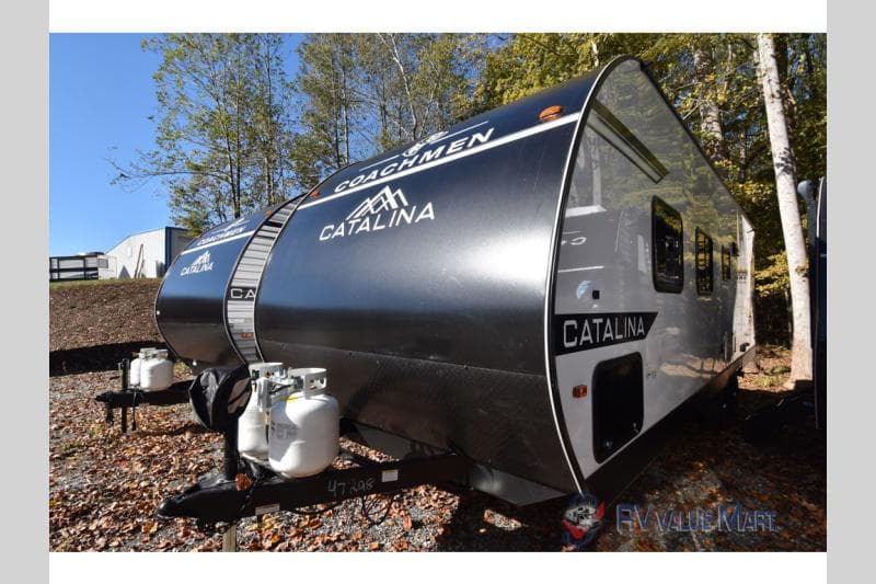 2026 Coachmen 2026 Coachmen Catalina Summit Series 8 - thumbnail 3