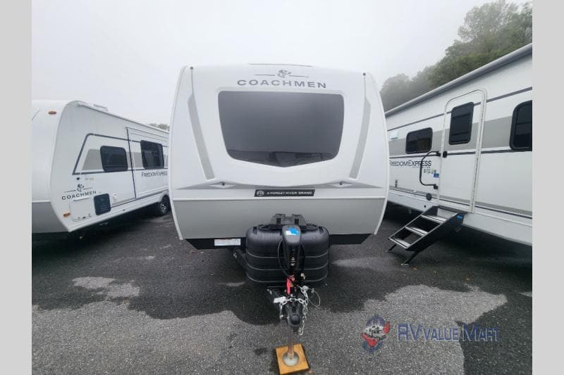 2026 Coachmen 2026 Coachmen Freedom Express Ultra Lite - thumbnail 3