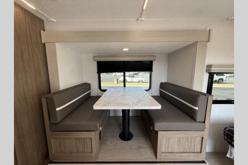 2026 Coachmen 2026 Coachmen Freedom Express Select - thumbnail 7