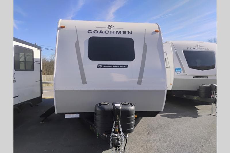 2026 Coachmen 2026 Coachmen Freedom Express Select - thumbnail 3