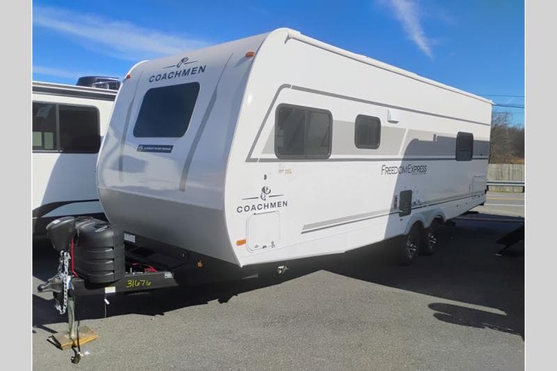 2026 Coachmen 2026 Coachmen Freedom Express Select - thumbnail 4