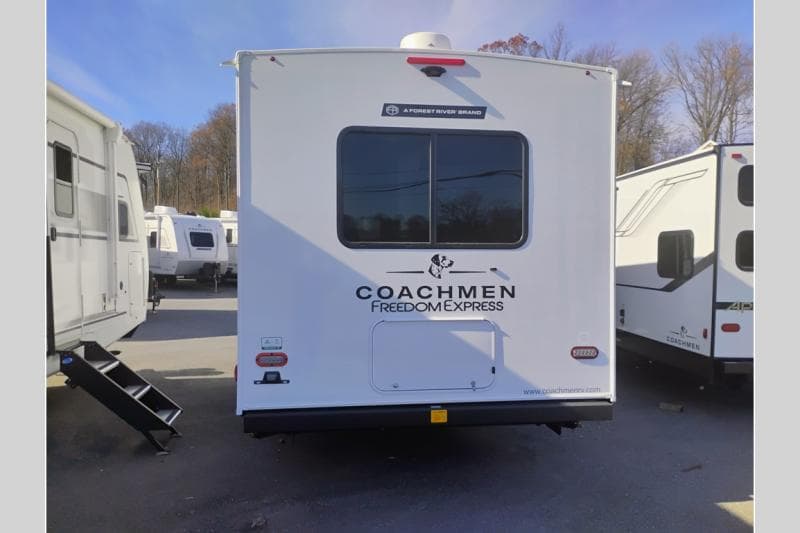 2026 Coachmen 2026 Coachmen Freedom Express Select - thumbnail 5