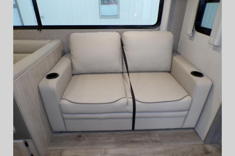 2026 Coachmen 2026 Coachmen Catalina Legacy Edition - thumbnail 16