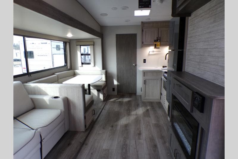 2026 Coachmen 2026 Coachmen Catalina Trail Blazer - thumbnail 15