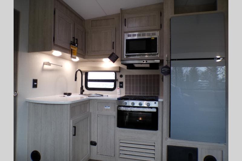 2026 Coachmen 2026 Coachmen Catalina Trail Blazer - thumbnail 18