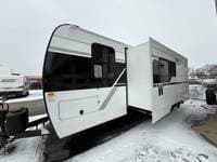 2026 Winnebago 2026 Winnebago Thrive - thumbnail 14