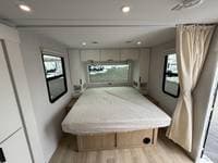 2026 Winnebago 2026 Winnebago Thrive - thumbnail 15