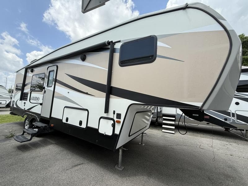 2015 Keystone Laredo 265SRK
