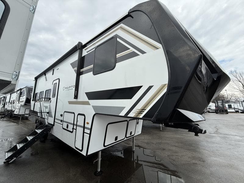 2026 Keystone Raptor 321