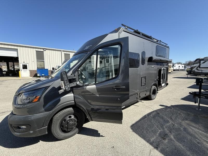 2027 Winnebago 2027 Winnebago Ekko - thumbnail 4