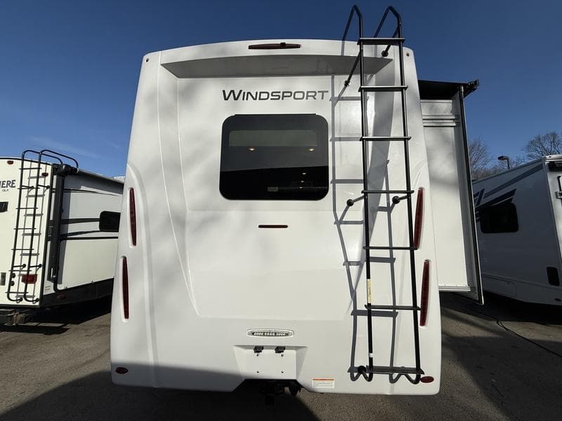 2026 Thor Motor Coach 2026 Thor Motor Coach Windsport - thumbnail 5