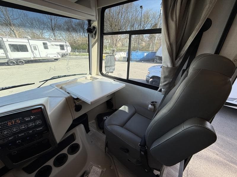 2026 Thor Motor Coach 2026 Thor Motor Coach Windsport - thumbnail 8