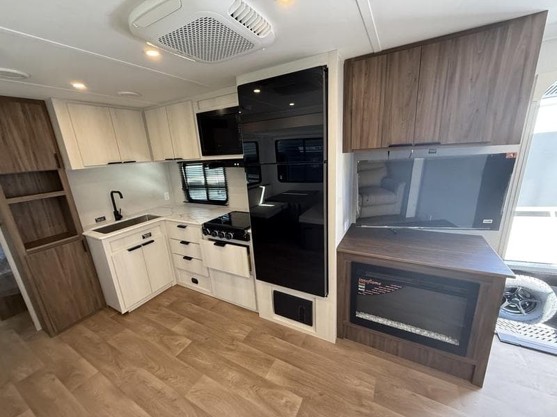 2026 Winnebago 2026 Winnebago Access - thumbnail 7