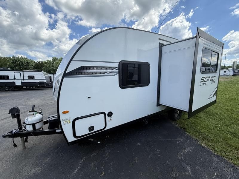 2025 Venture RV 2025 Venture RV Sonic Lite - thumbnail 4