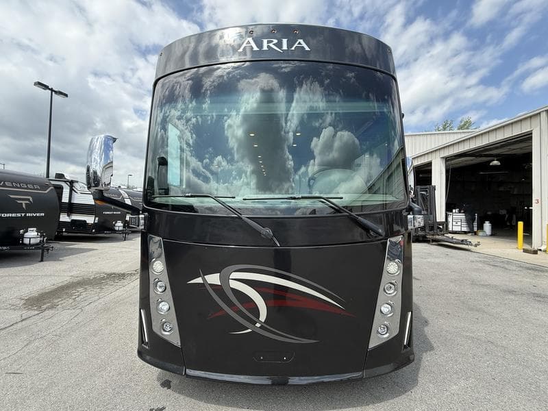 2018 Thor Motor Coach 2018 Thor Motor Coach Aria - thumbnail 3