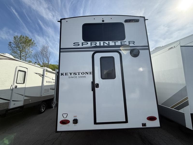 2026 Keystone 2026 Keystone Sprinter - thumbnail 4