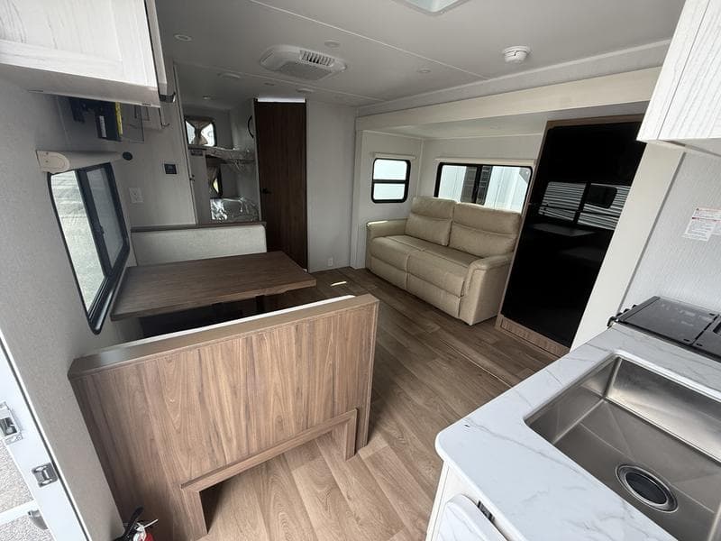 2026 Winnebago 2026 Winnebago Access - thumbnail 6