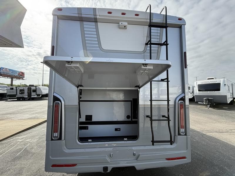2027 Winnebago 2027 Winnebago View - thumbnail 7