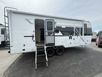 2026 Winnebago 2026 Winnebago Thrive - thumbnail 10