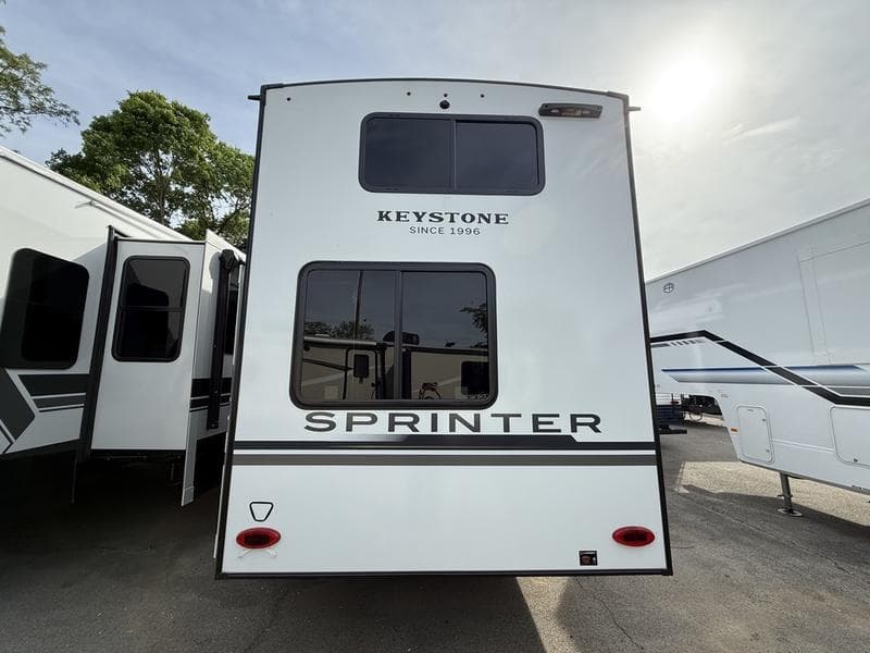 2026 Keystone 2026 Keystone Sprinter - thumbnail 5