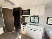 2026 Winnebago 2026 Winnebago Access - thumbnail 16