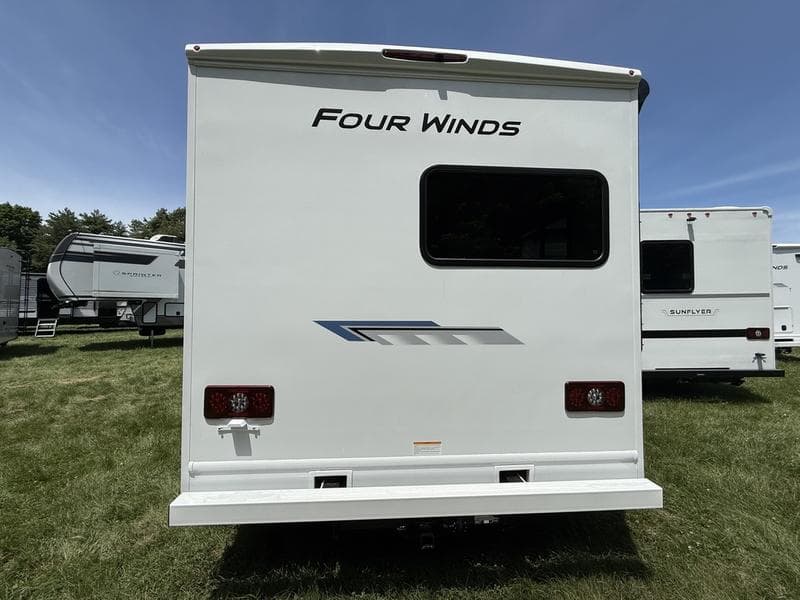 2027 Thor Motor Coach 2027 Thor Motor Coach Four Winds - thumbnail 5