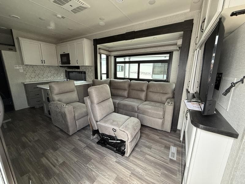 2024 Jayco 2024 Jayco Seismic - thumbnail 6