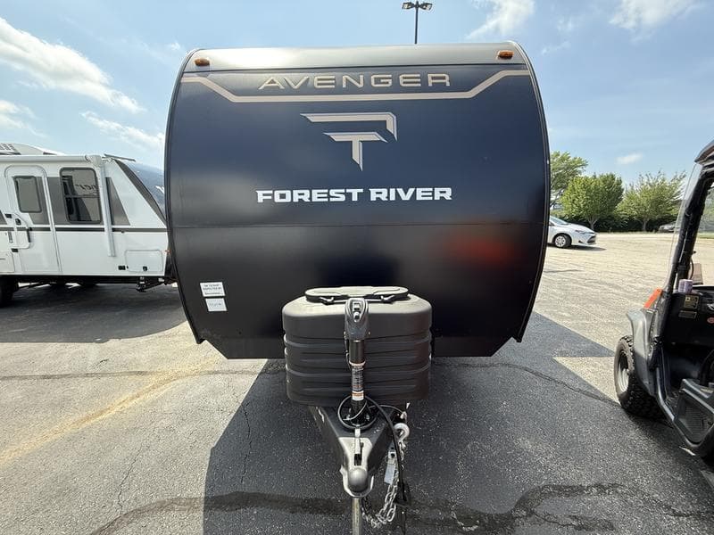 2027 Forest River 2027 Forest River Avenger - thumbnail 3