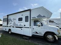 2027 Winnebago 2027 Winnebago Sunflyer - thumbnail 15