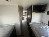 2027 Winnebago 2027 Winnebago Sunflyer - thumbnail 26