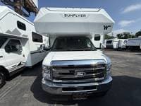 2027 Winnebago 2027 Winnebago Sunflyer - thumbnail 15