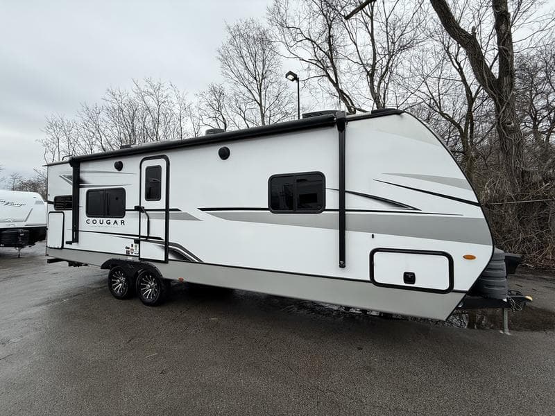 2024 Keystone Cougar 25MLE