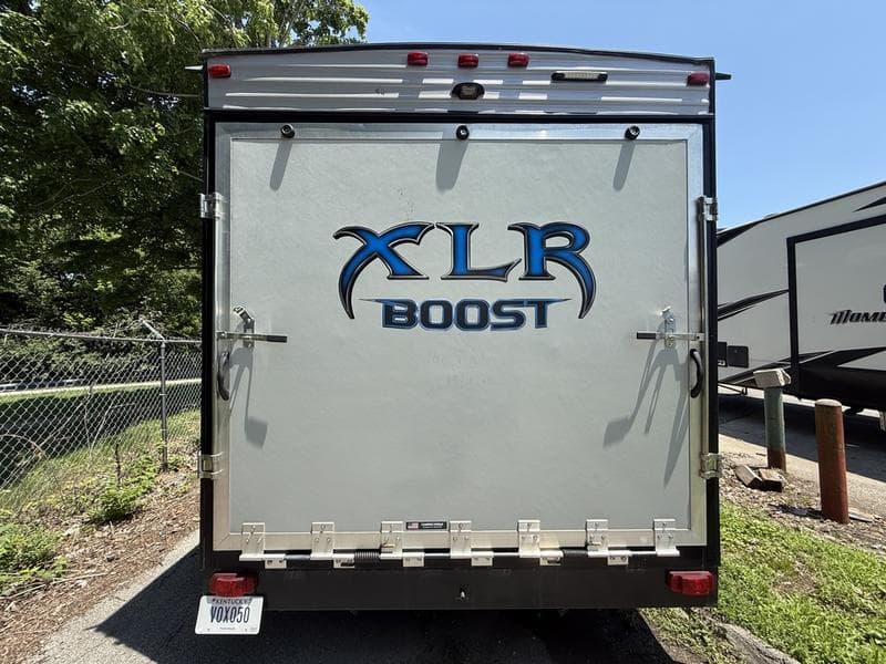 2019 Forest River 2019 Forest River XLR Micro Boost - thumbnail 4
