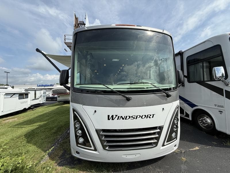 2026 Thor Motor Coach 2026 Thor Motor Coach Windsport - thumbnail 3