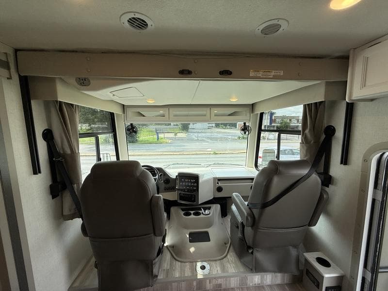 2026 Thor Motor Coach 2026 Thor Motor Coach Windsport - thumbnail 9